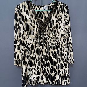 Large JM collection 3/4 sleeve top